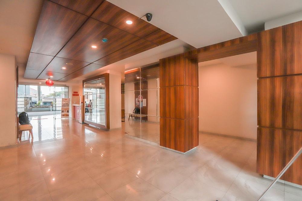 Flagship 210 Amethyst Kemayoran Джакарта Екстер'єр фото